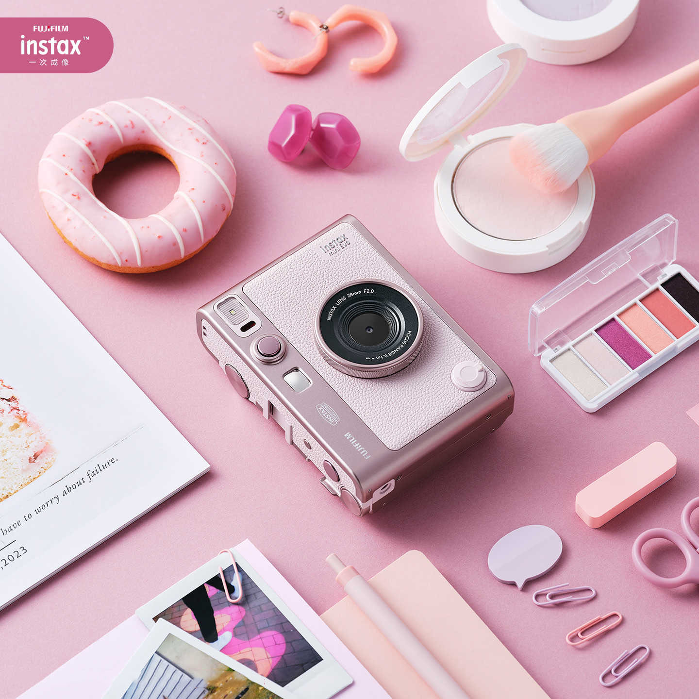 Photography Young - Aparat Fujifilm Mini EVO Aparaty fotograficzne